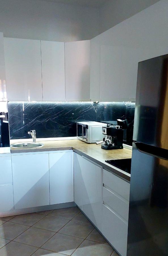 Apartaments Victoria Porec Exterior photo
