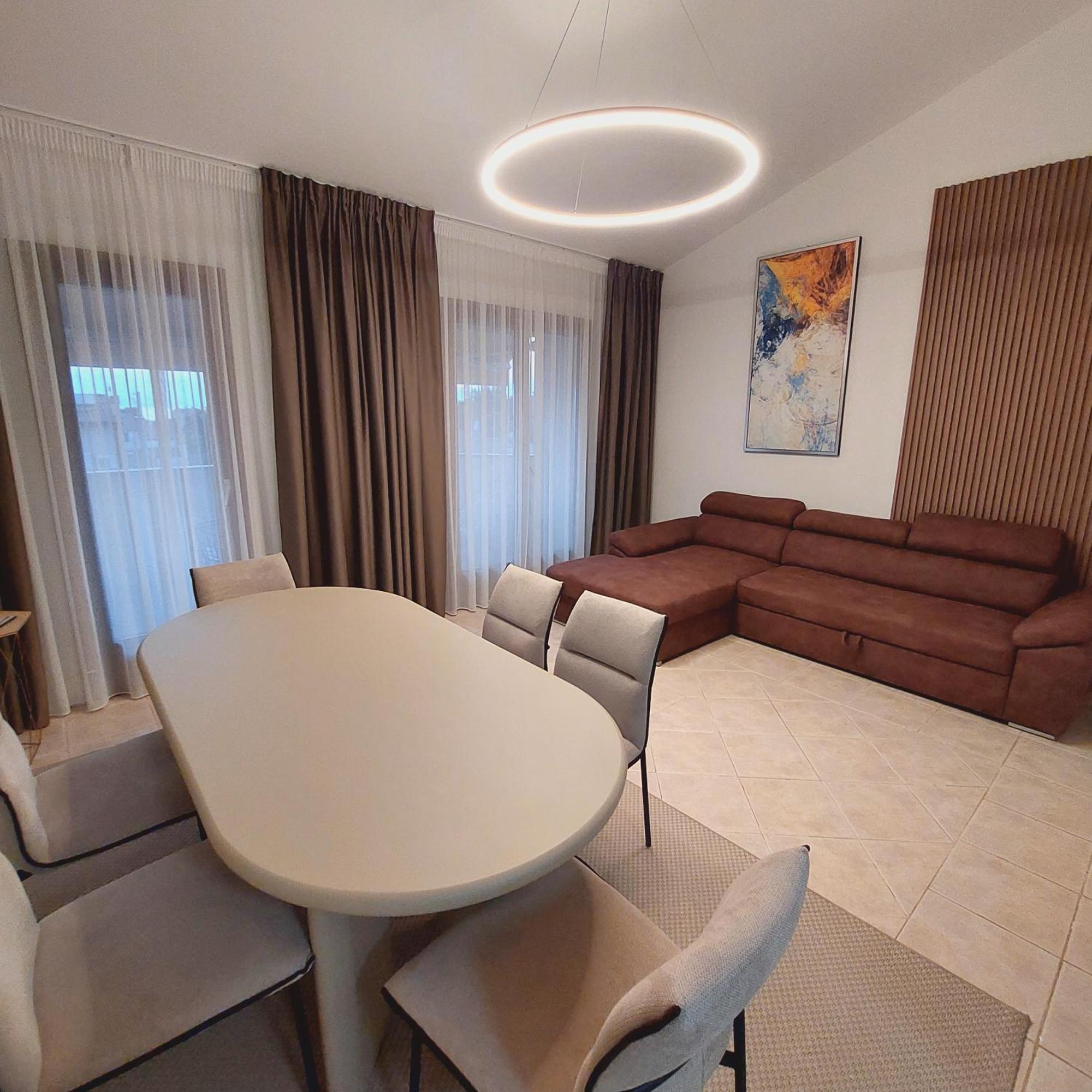Apartaments Victoria Porec Exterior photo
