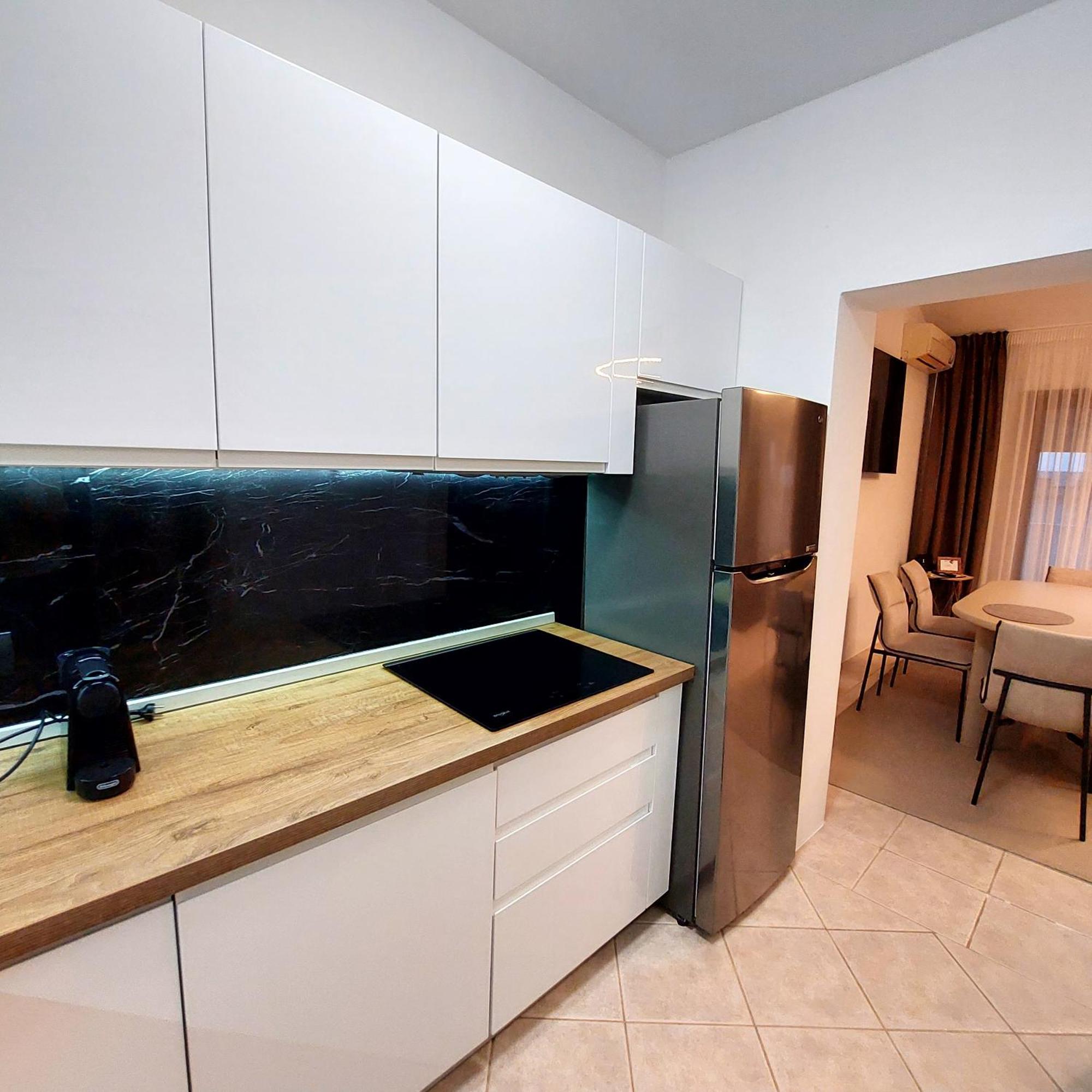 Apartaments Victoria Porec Exterior photo